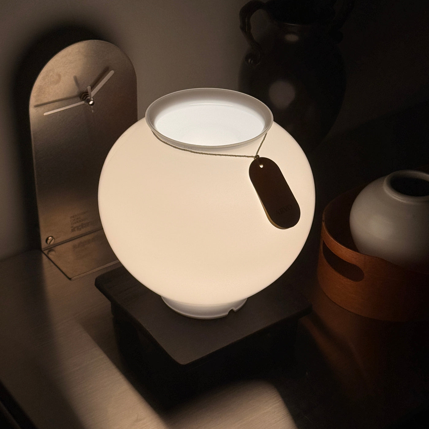 DELLUNA LED PORTABLE LAMP